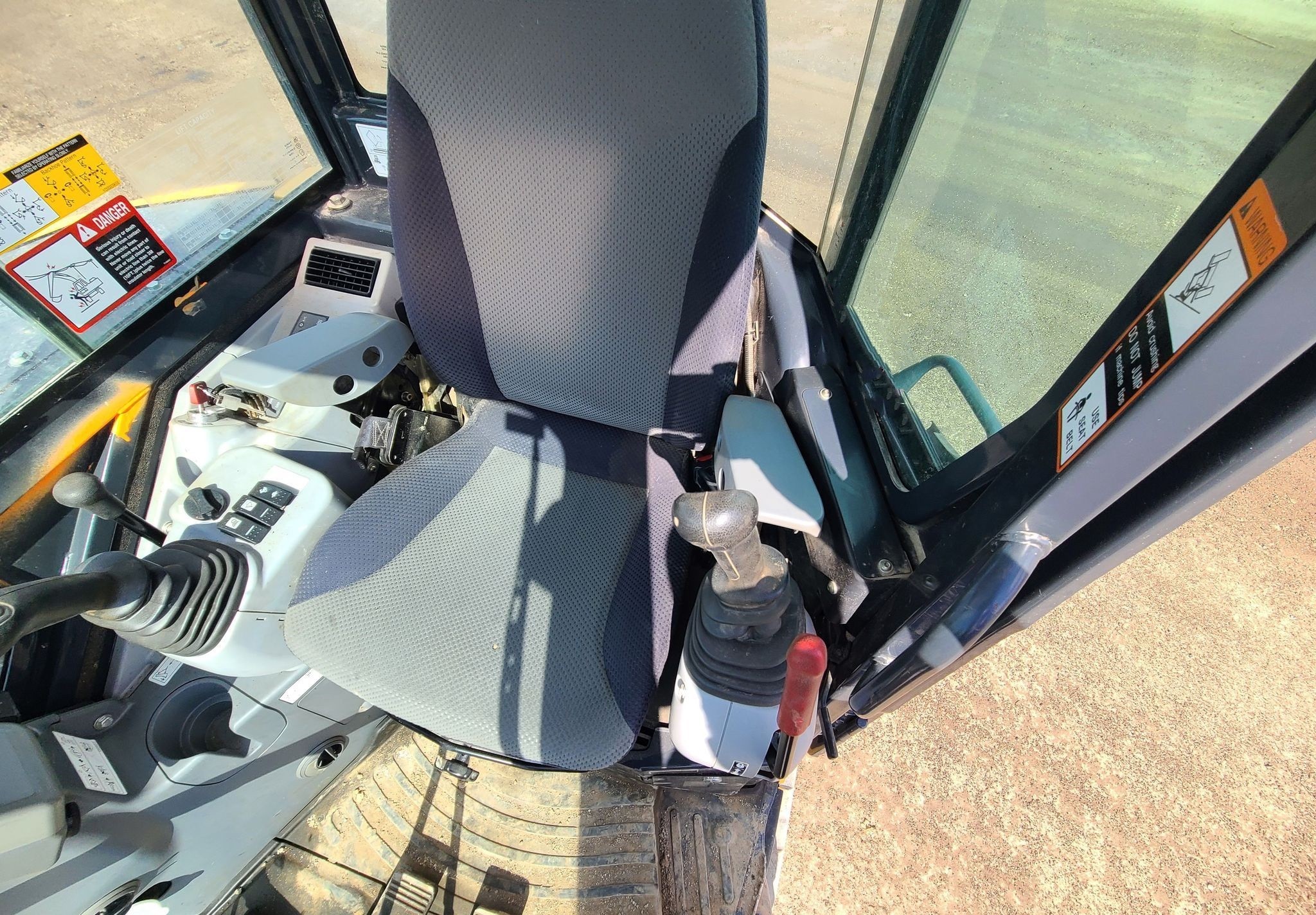 gallery 2019 John Deere 50G mini excavator