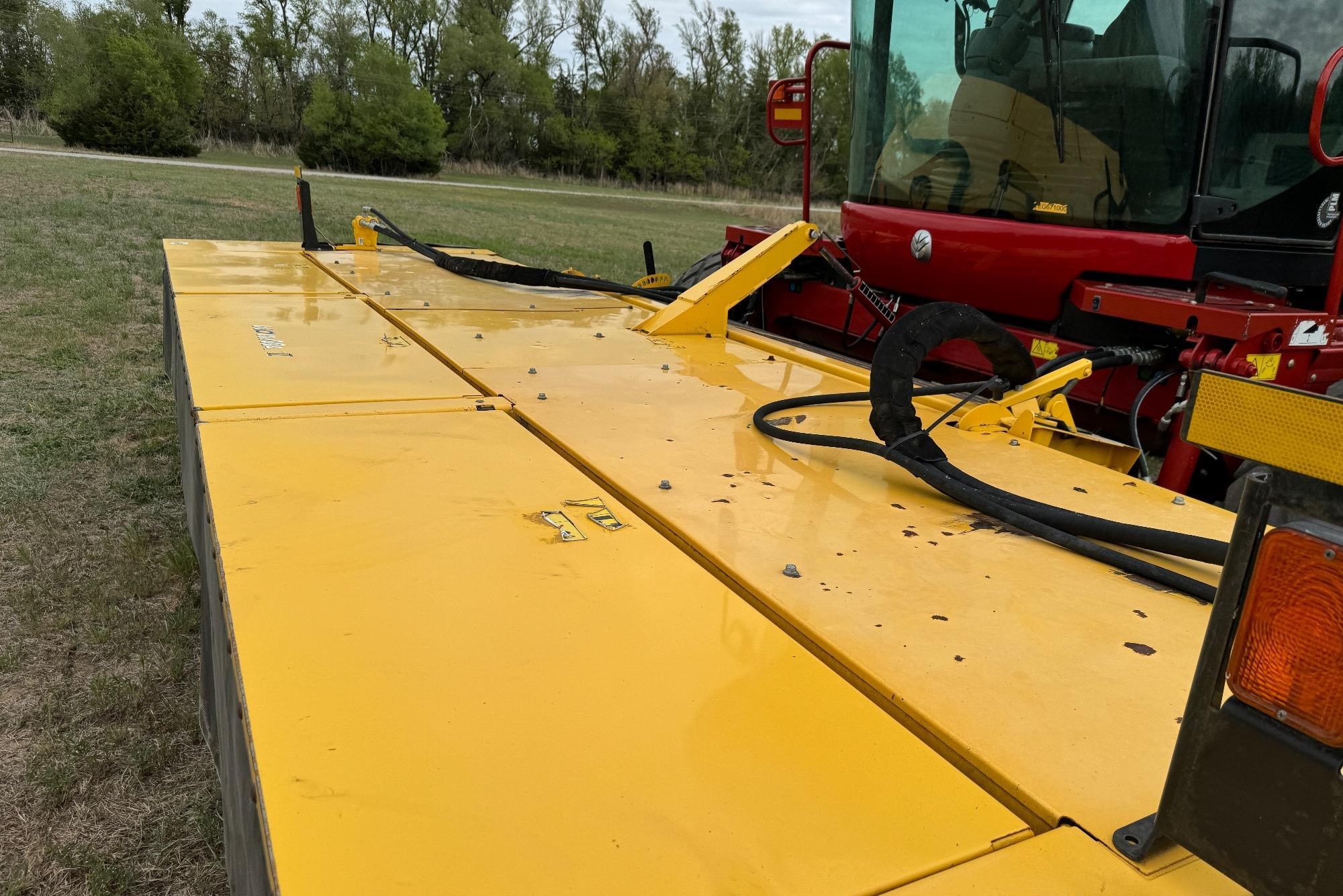 gallery 2014 New Holland Speedrower 240 Self-Propelled Windrower