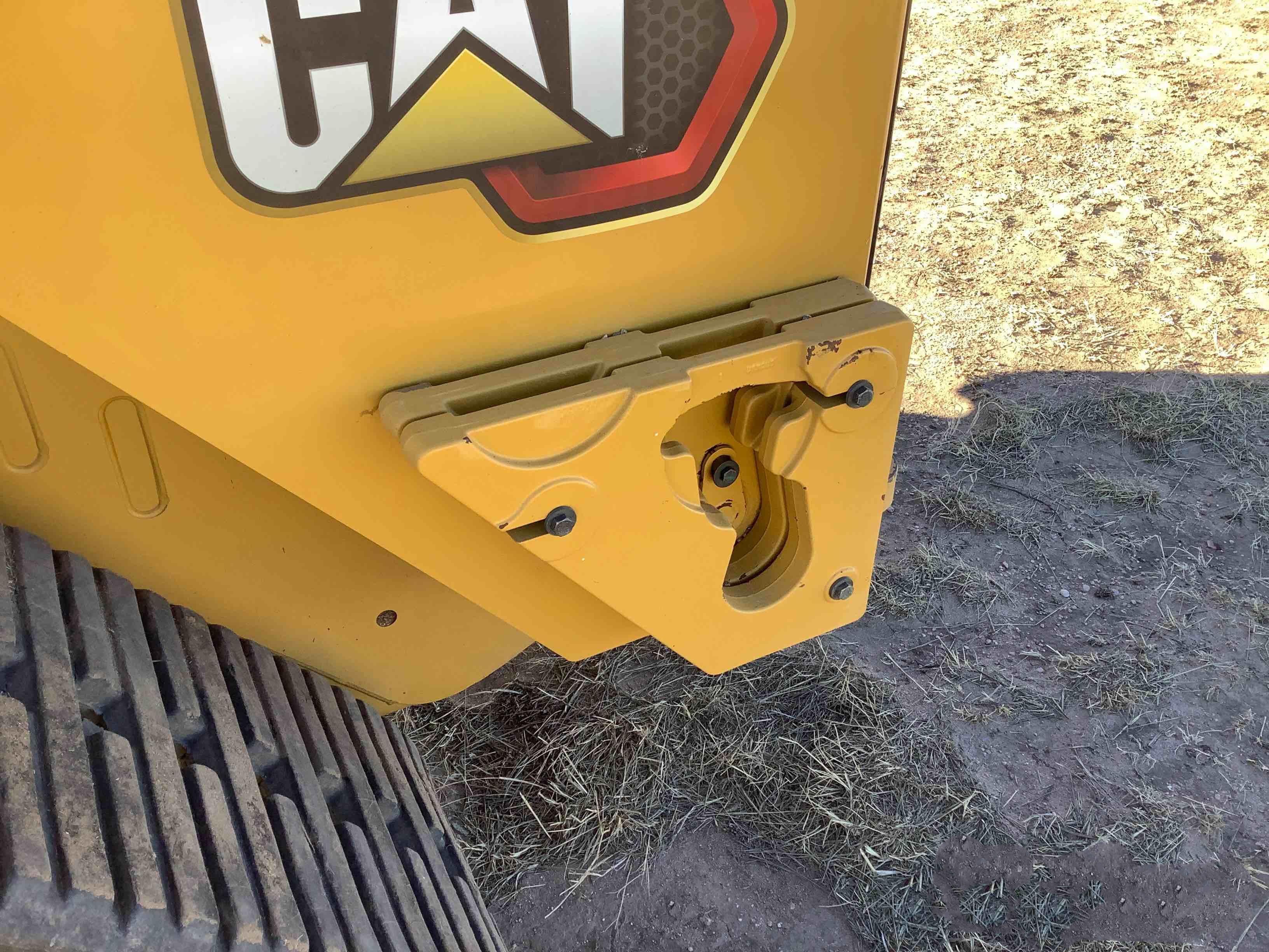 gallery 2020 Caterpillar 299D3 compact track loader
