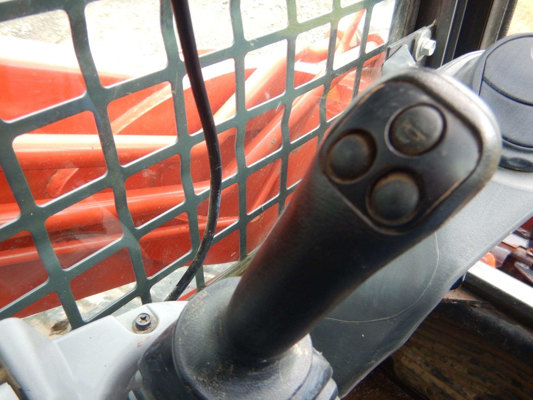 gallery 2017 Kubota SVL 95-2S skid steer loader