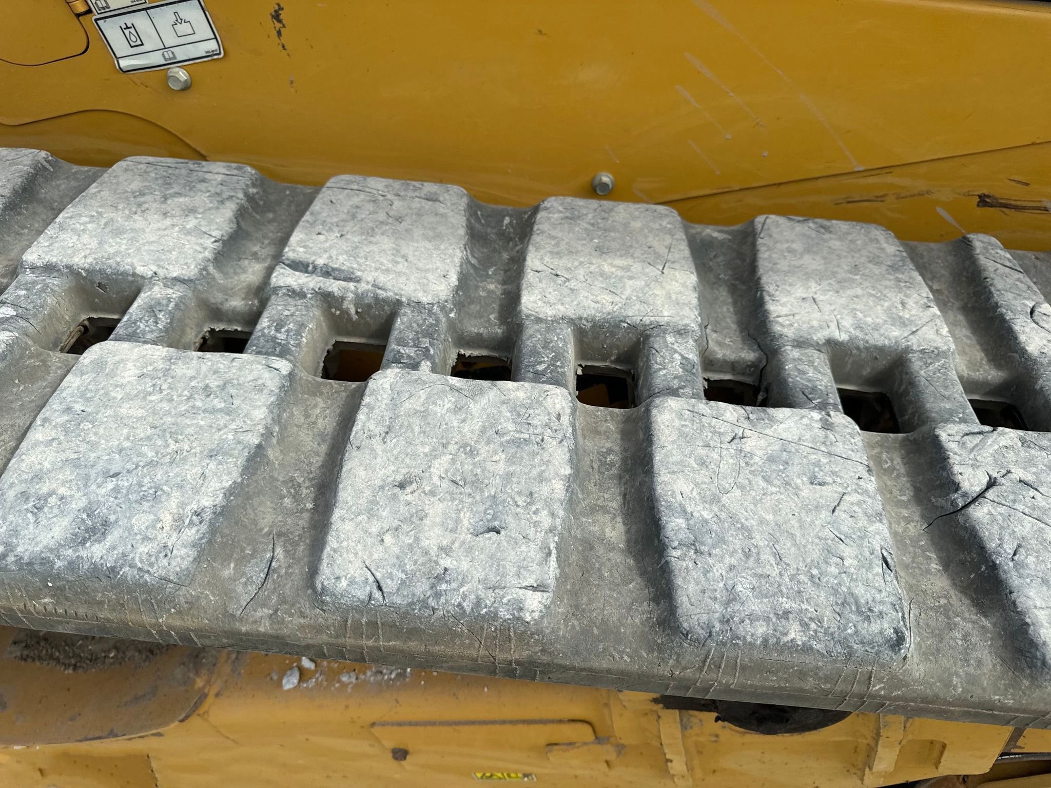 gallery 2019 Caterpillar 259D3 tracked skid steer loader