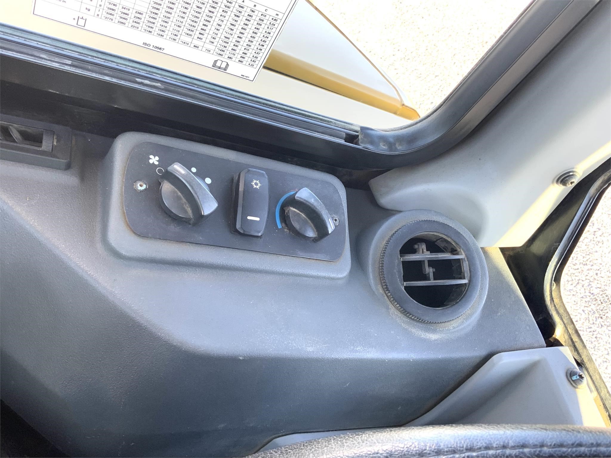 gallery 2017 CATERPILLAR 305.5E2 CR