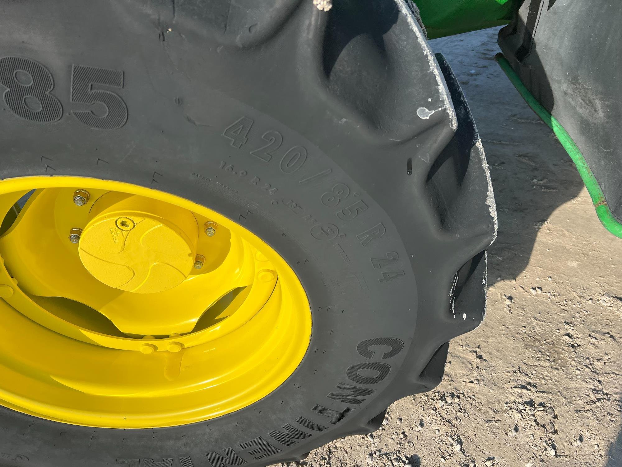 gallery 2013 John Deere 6125R MFWD Tractor Loader