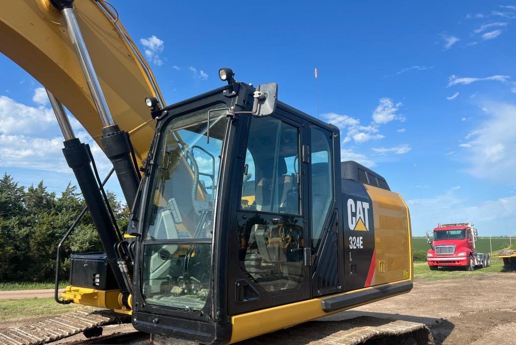 gallery 2013 Caterpillar 324EL Excavator