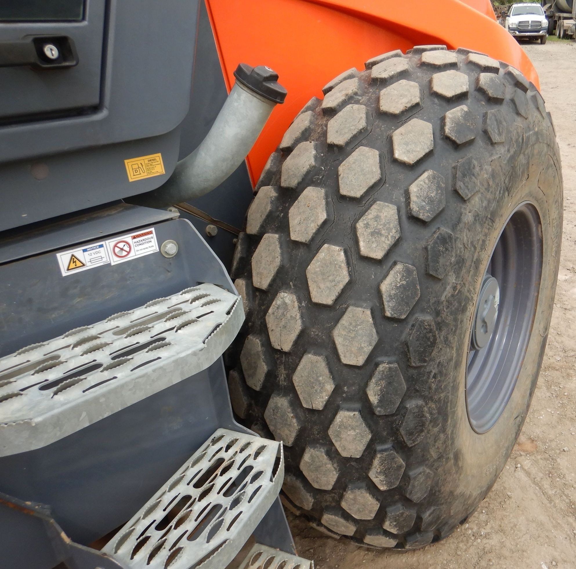 gallery 2016 Hamm H11I vibratory roller