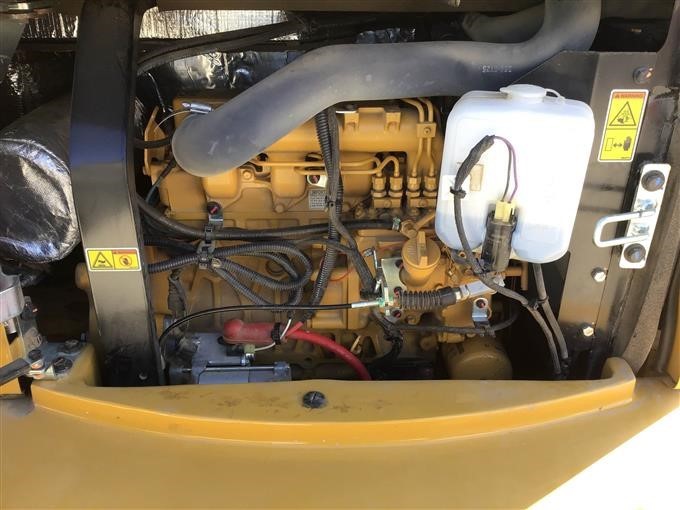gallery 2015 Caterpillar 305E2CR Mini Excavator