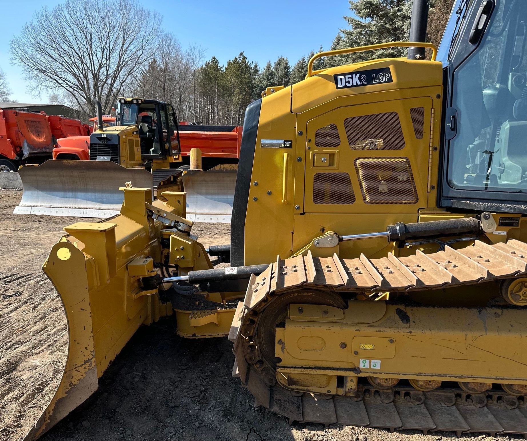gallery 2019 Caterpillar D5K2 LGP dozer