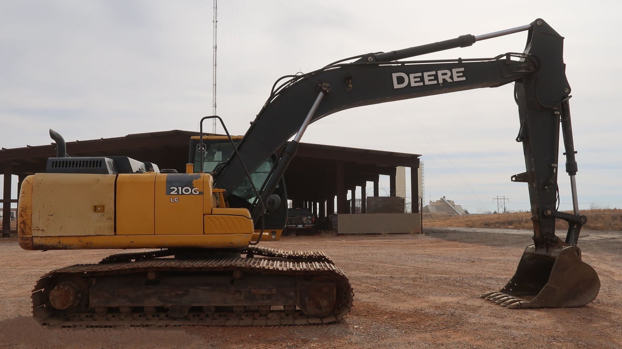 gallery 2015 John Deere 210G LC  excavator