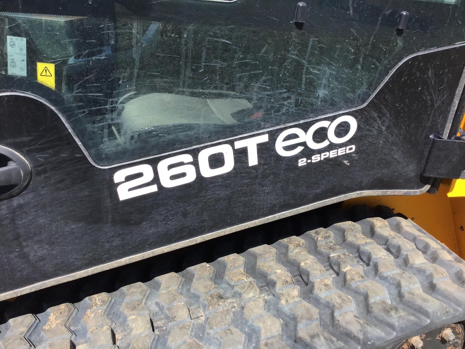 gallery 2015 JCB 260T Skid Steer Track Loader