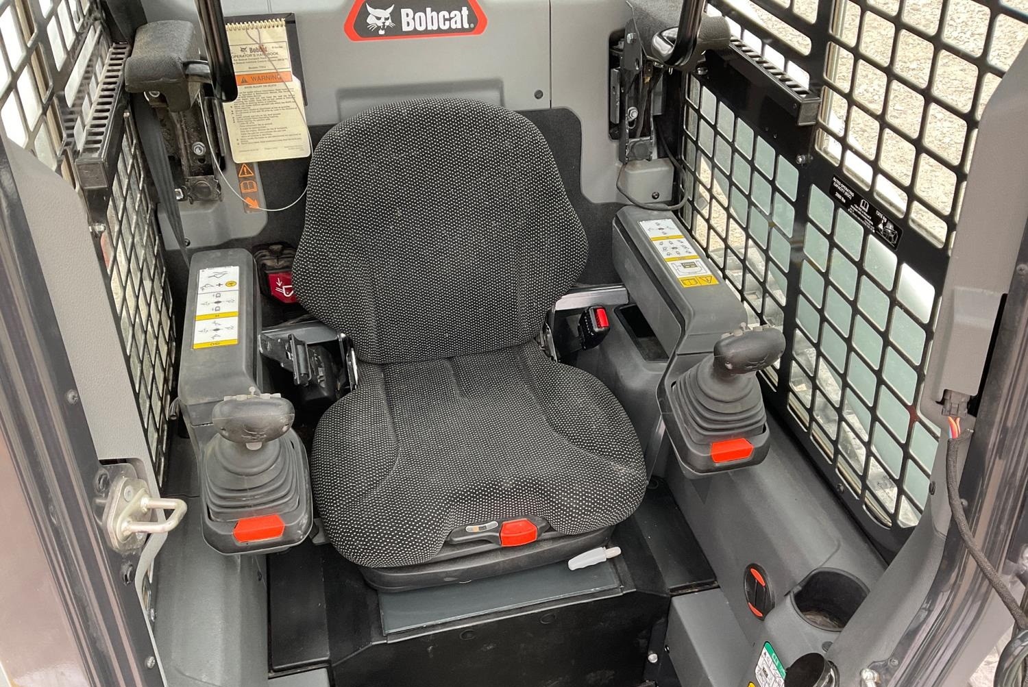 gallery 2021 Bobcat T76 R-Series Compact Track Loader