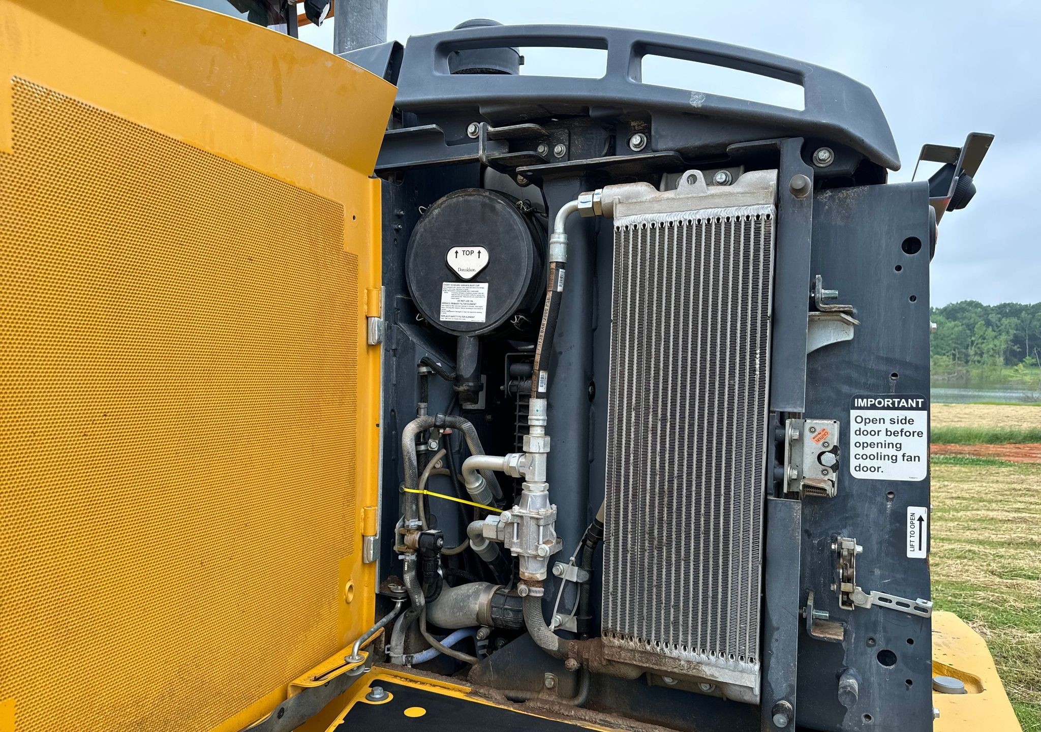 gallery 2022 John Deere 544 P-Tier wheel loader