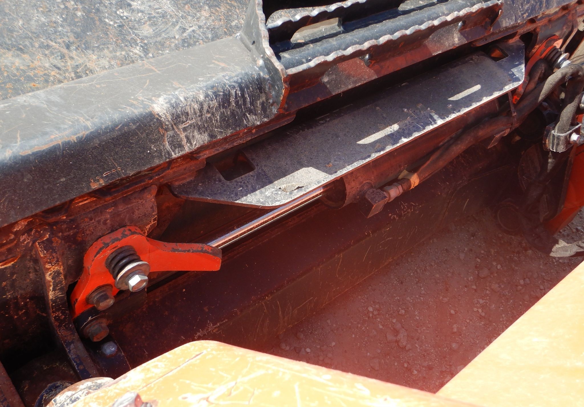 gallery 2015 Kubota SVL90-2 skid steer