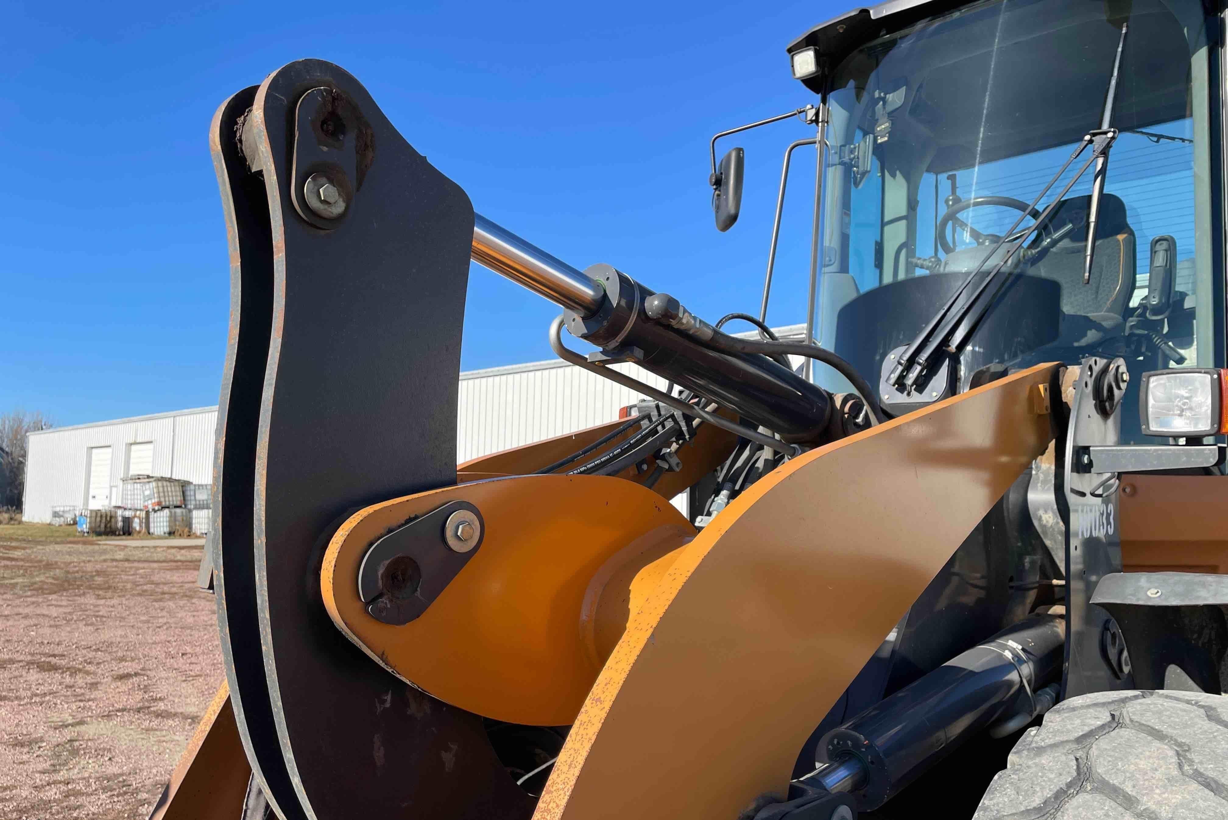gallery 2017 Case 621G Wheel Loader