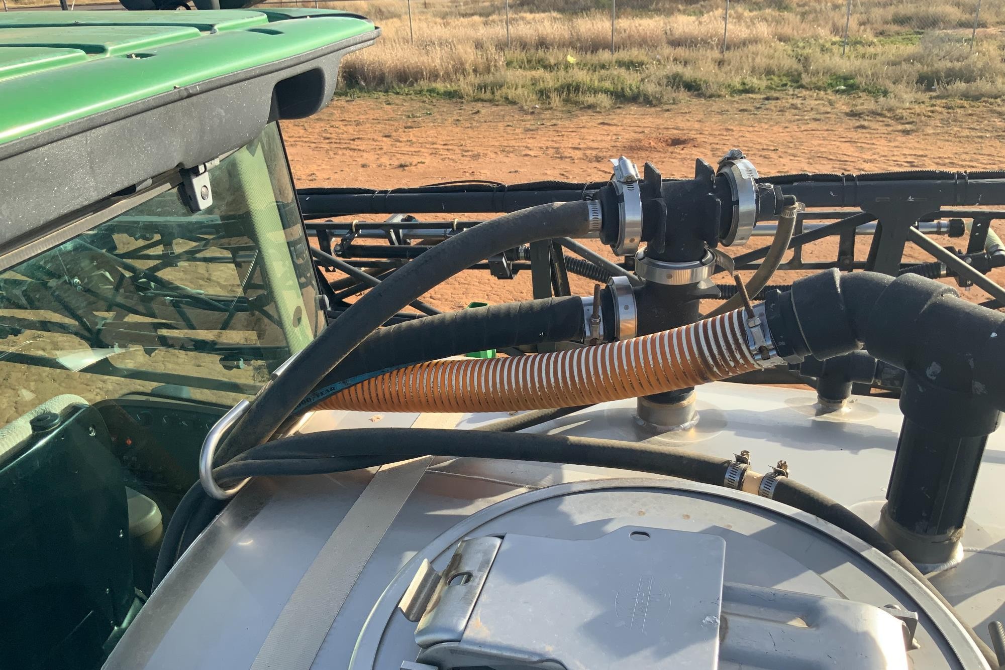 gallery 2011 John Deere 4730 Self-Propelled Sprayer