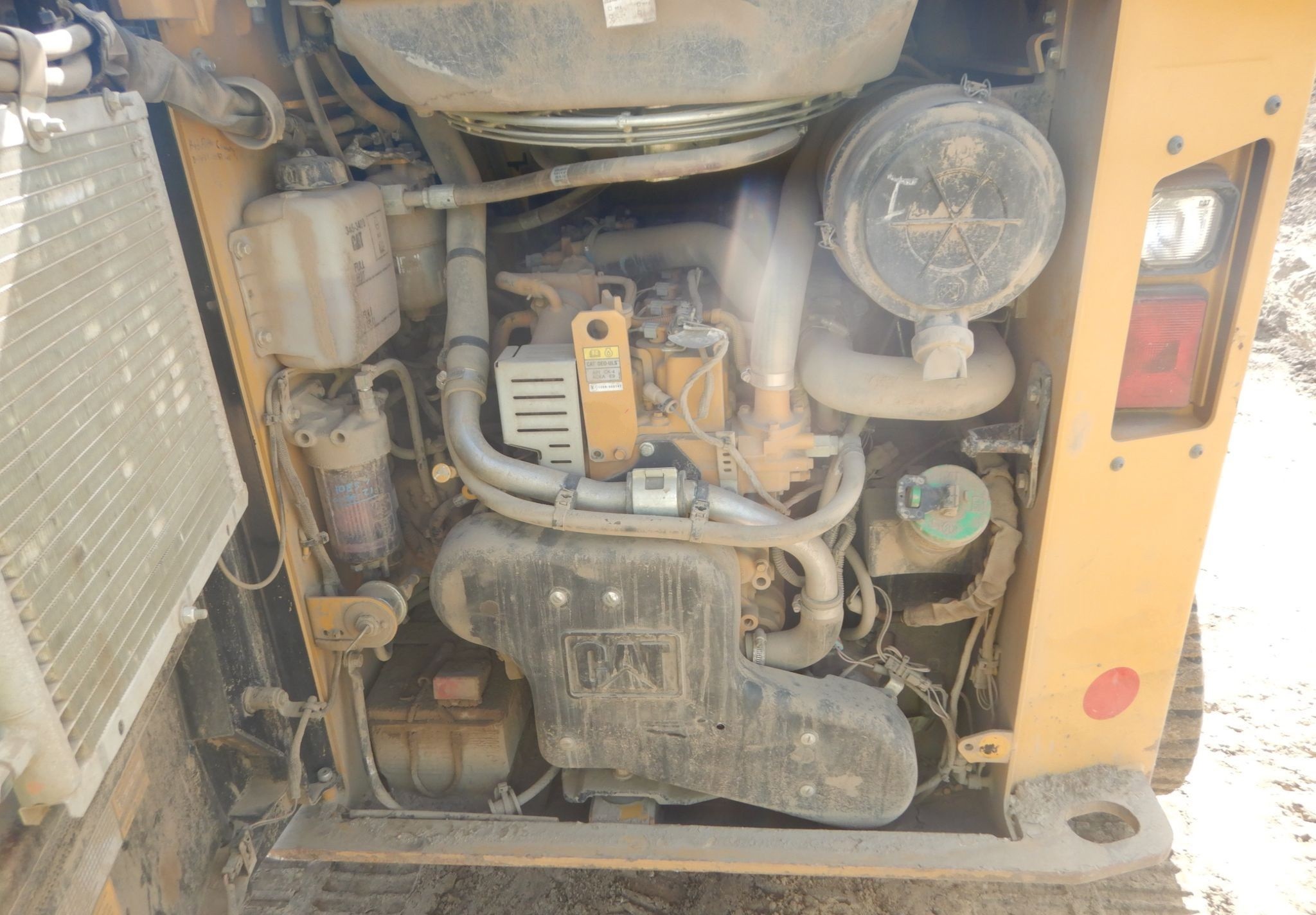 gallery 2018 Caterpillar 259D  tracked skid steer loader 55k