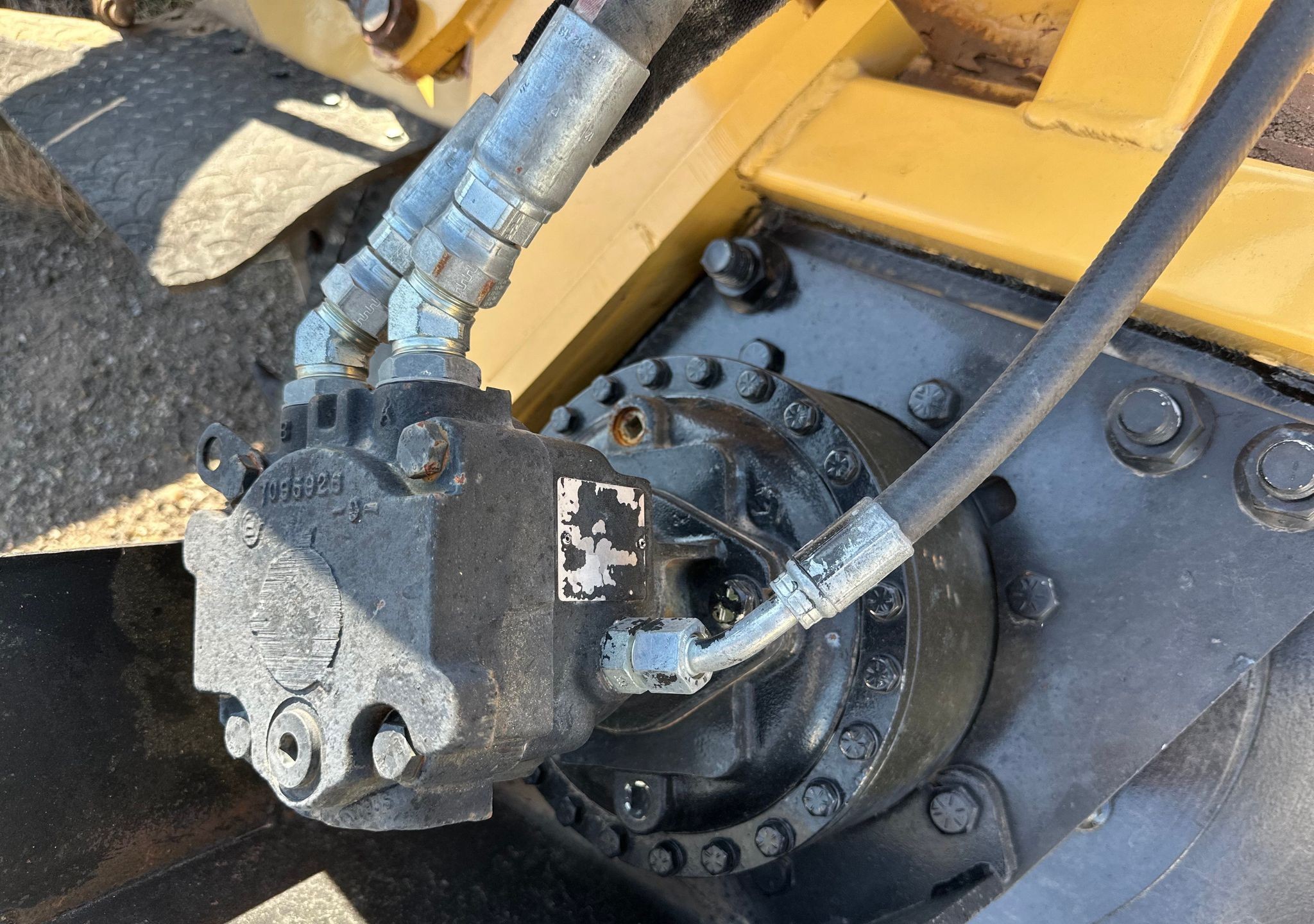 gallery 2009 Vermeer RTX750 trencher