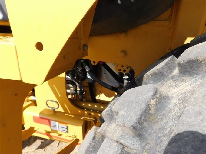 gallery 2014 John Deere 524K High Lift Wheel Loader