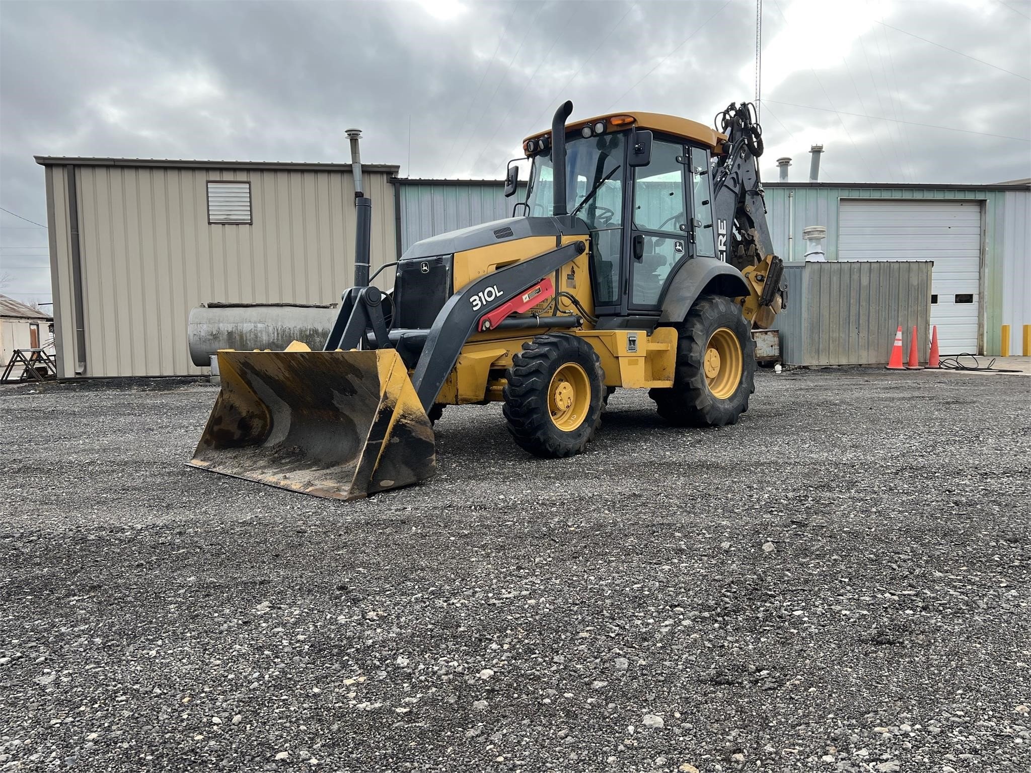 gallery 2020 John Deere 310L Backhoe