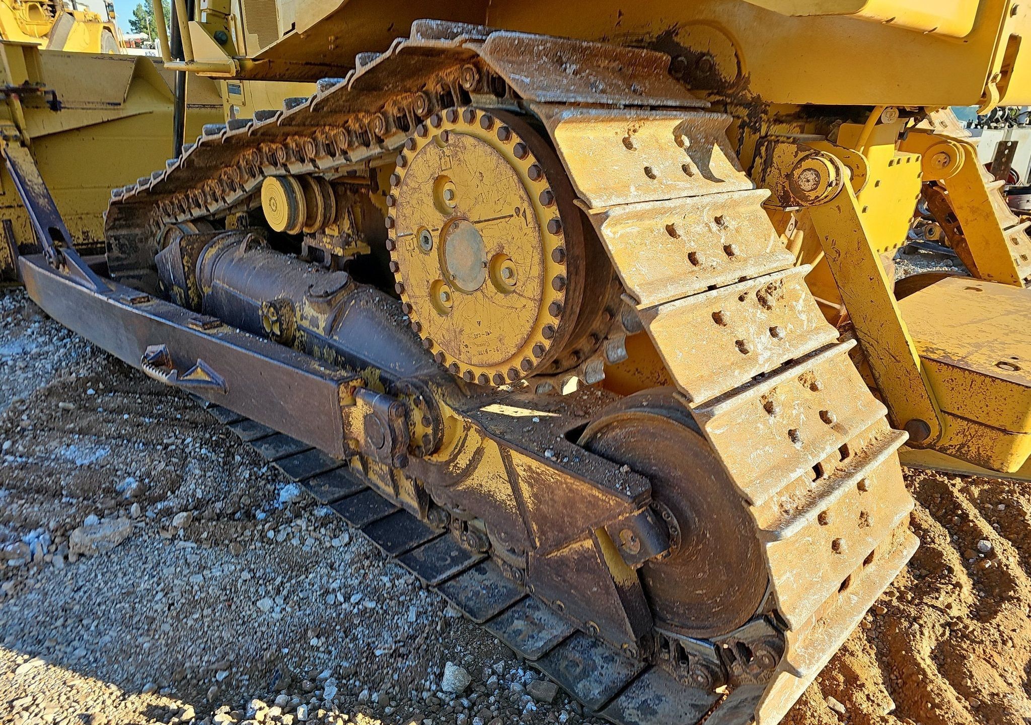 gallery 2014 Caterpillar D6T XL dozer