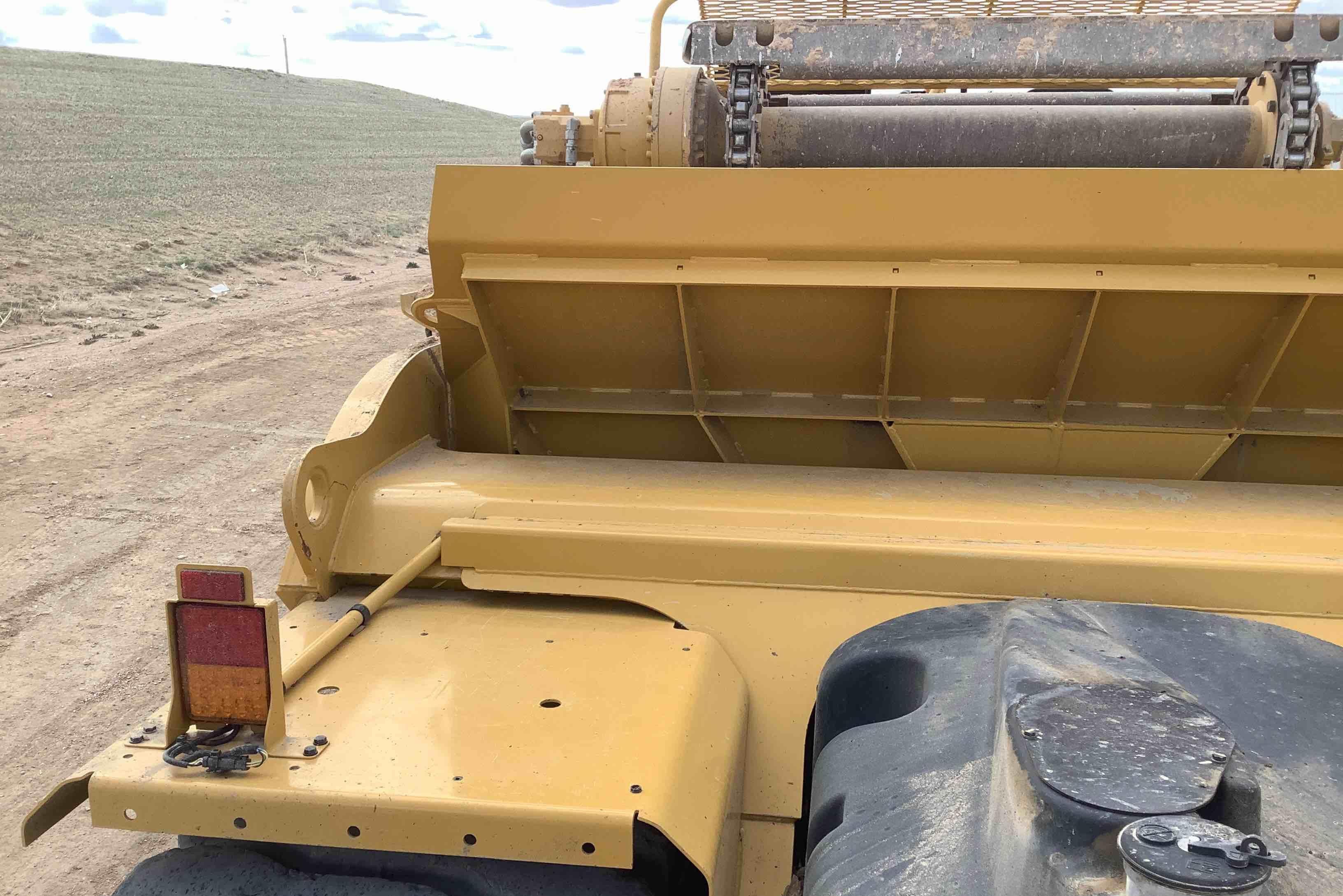 gallery 2017 Caterpillar 623K Self Propelled Elevating Scraper