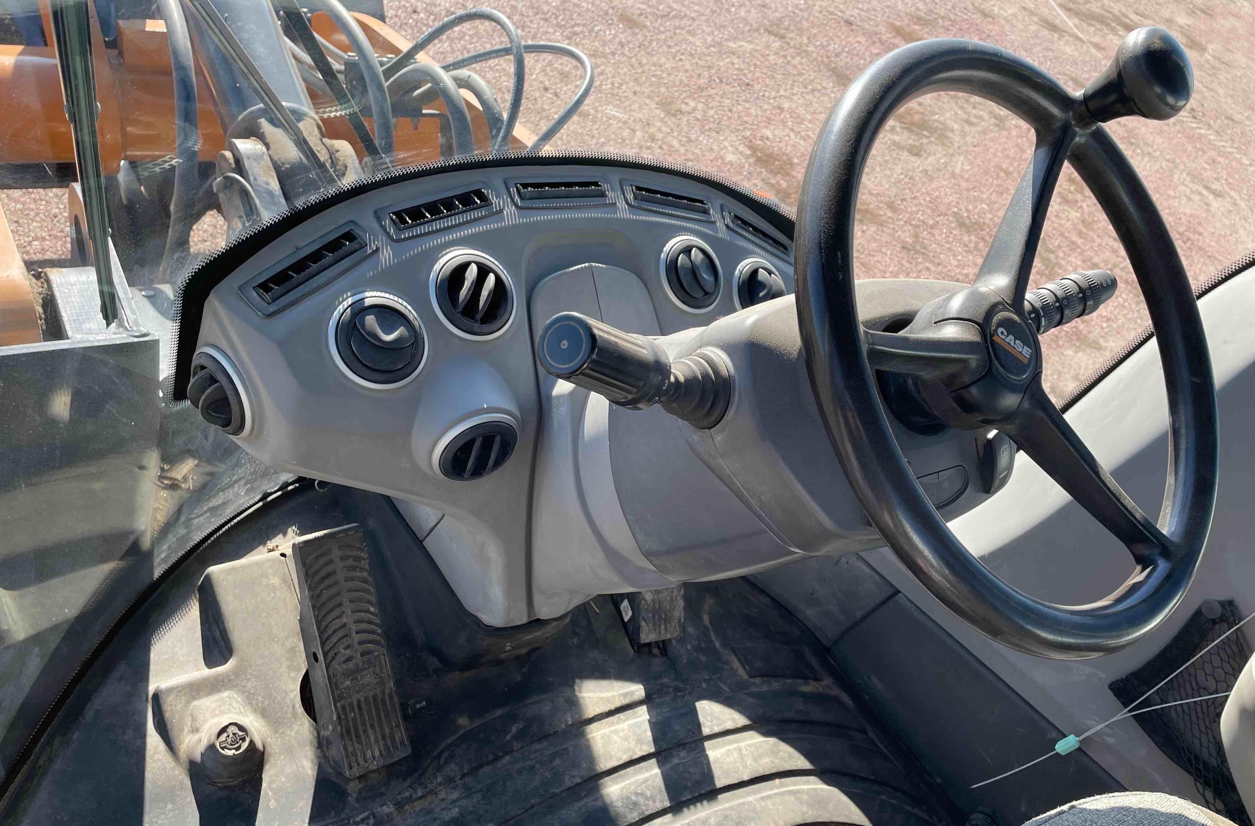 gallery 2017 Case 621G Wheel Loader
