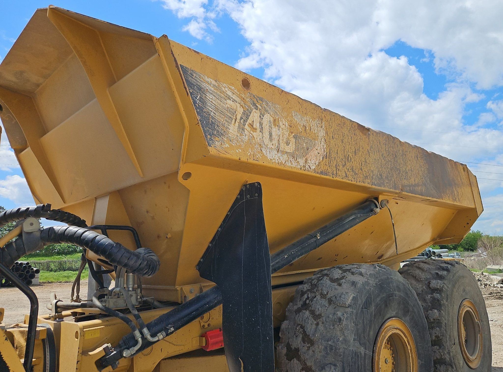 gallery 2013 Caterpillar 740B haul truck