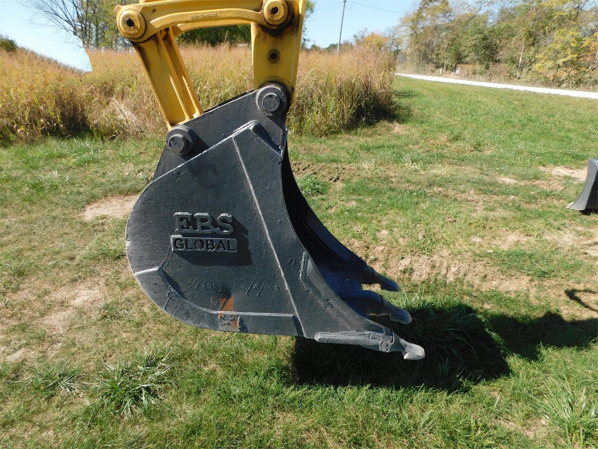 gallery 2016 KOMATSU PC138US LC-11