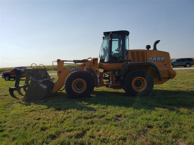 gallery 2016 Case 621F XR Wheel Loader