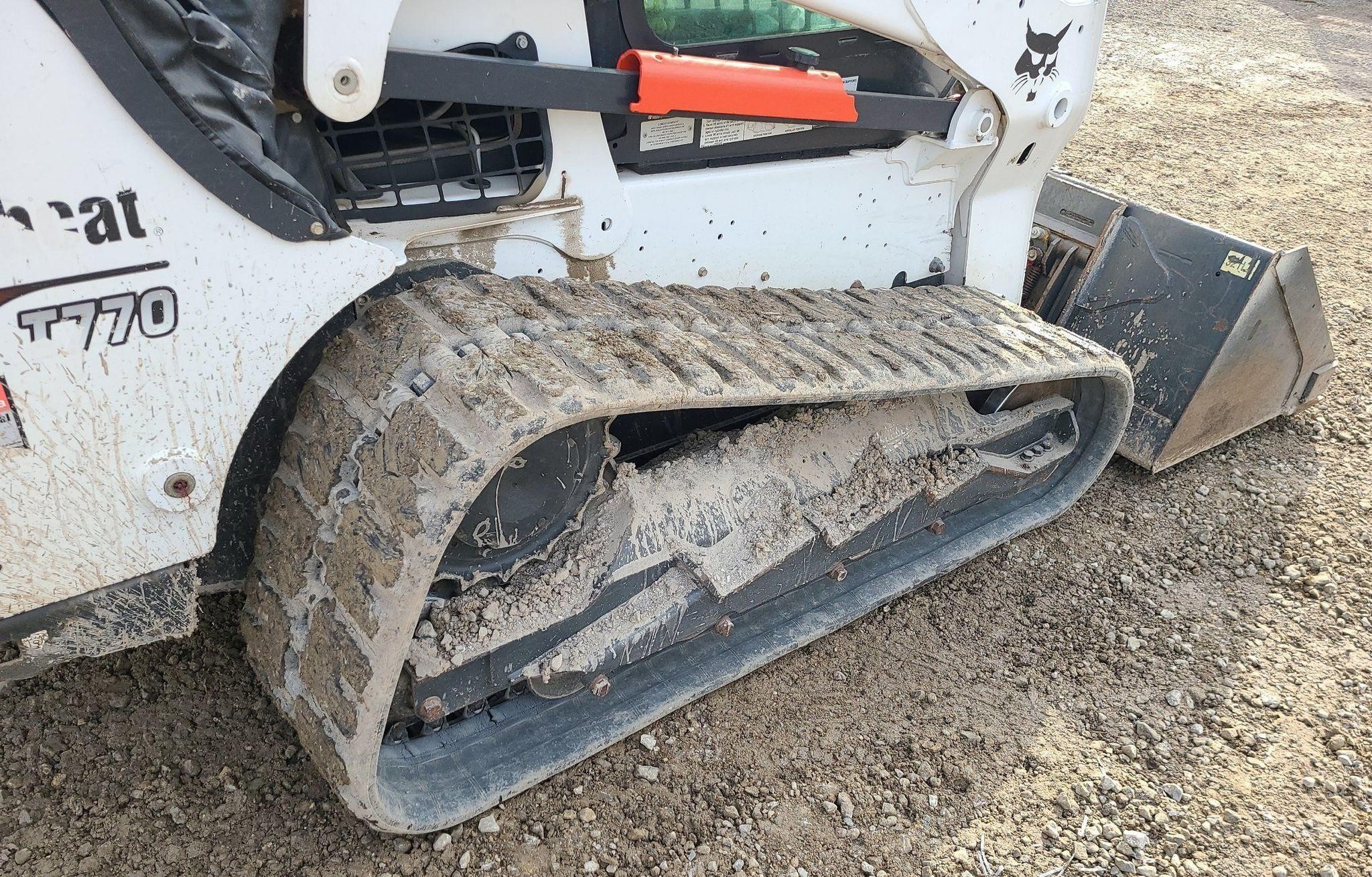 gallery 2019 Bobcat T770 tracked skid steer loader