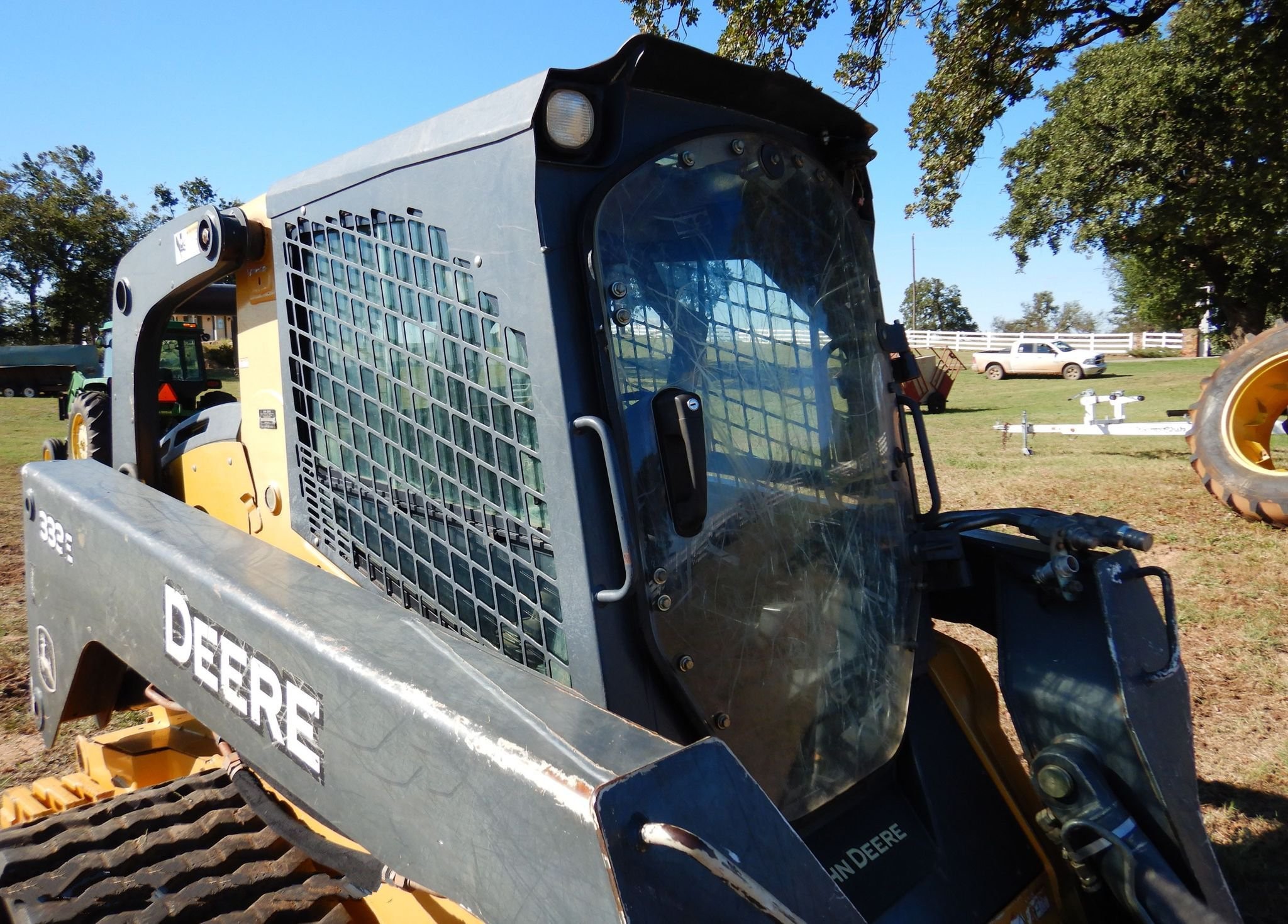 gallery 2013 John Deere 333E tracked skid steer loader
