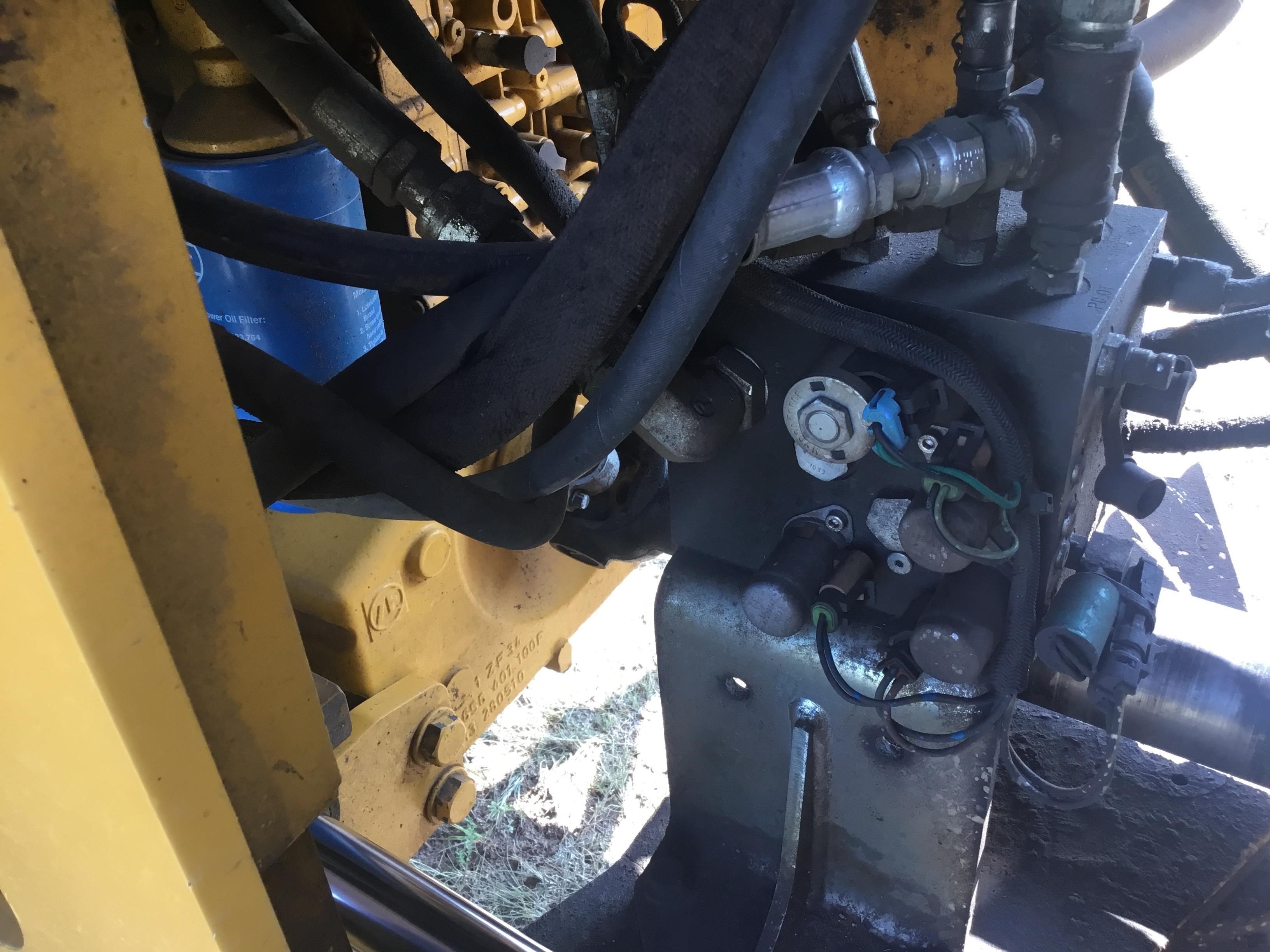 gallery 2010 John Deere 544K High Lift Wheel Loader WGrapple