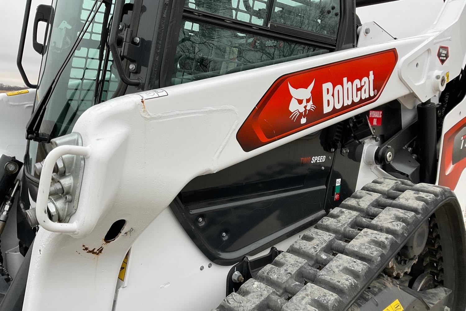 gallery 2021 Bobcat T76 R-Series Compact Track Loader