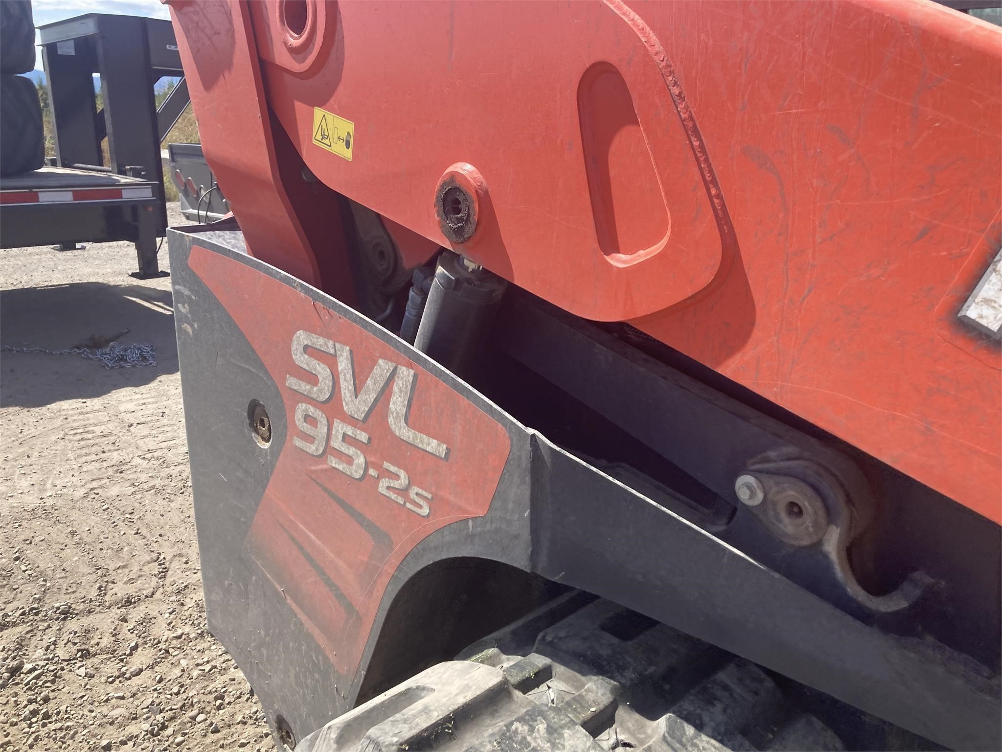 gallery 2019 KUBOTA SVL95-2S Skid Steer