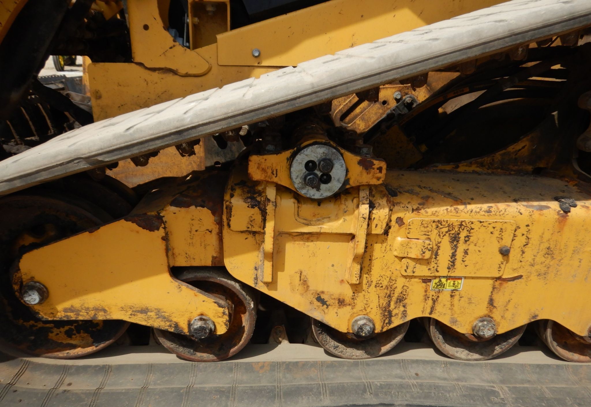 gallery 2019 Caterpillar 279D3 tracked skid steer loader
