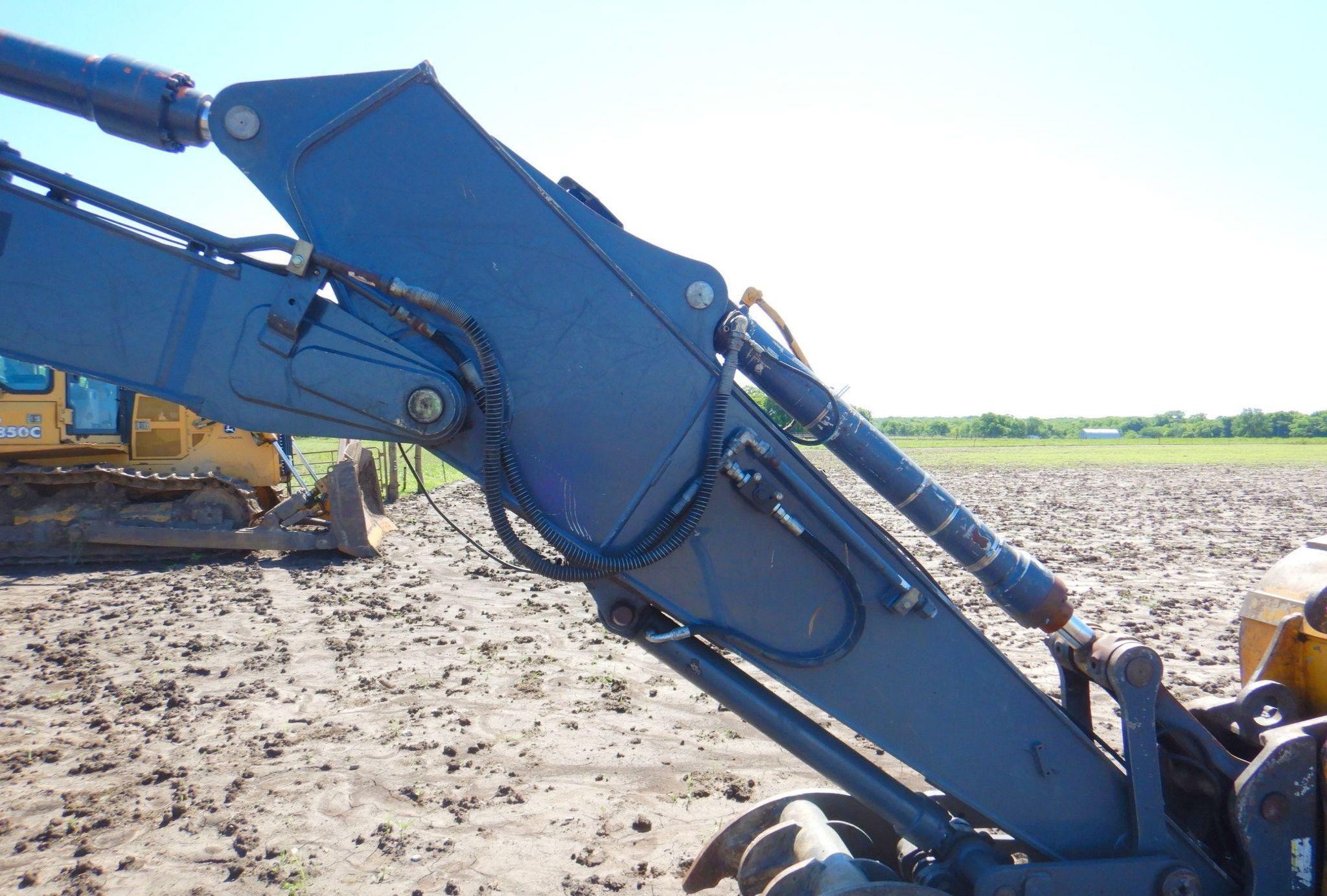 gallery 2011 John Deere 200DLC  excavator