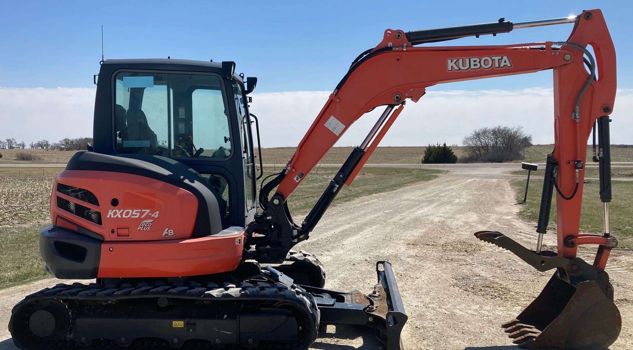 gallery 2016 Kubota KX057-4 mini excavator