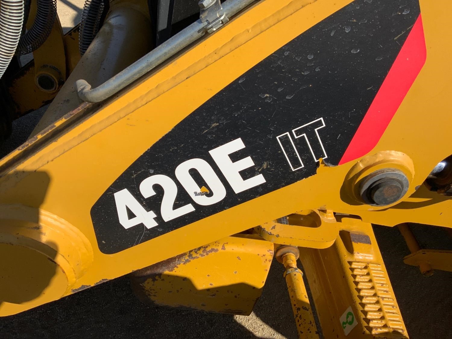 gallery 2011 Caterpillar 420E IT 4x4 Loader Backhoe