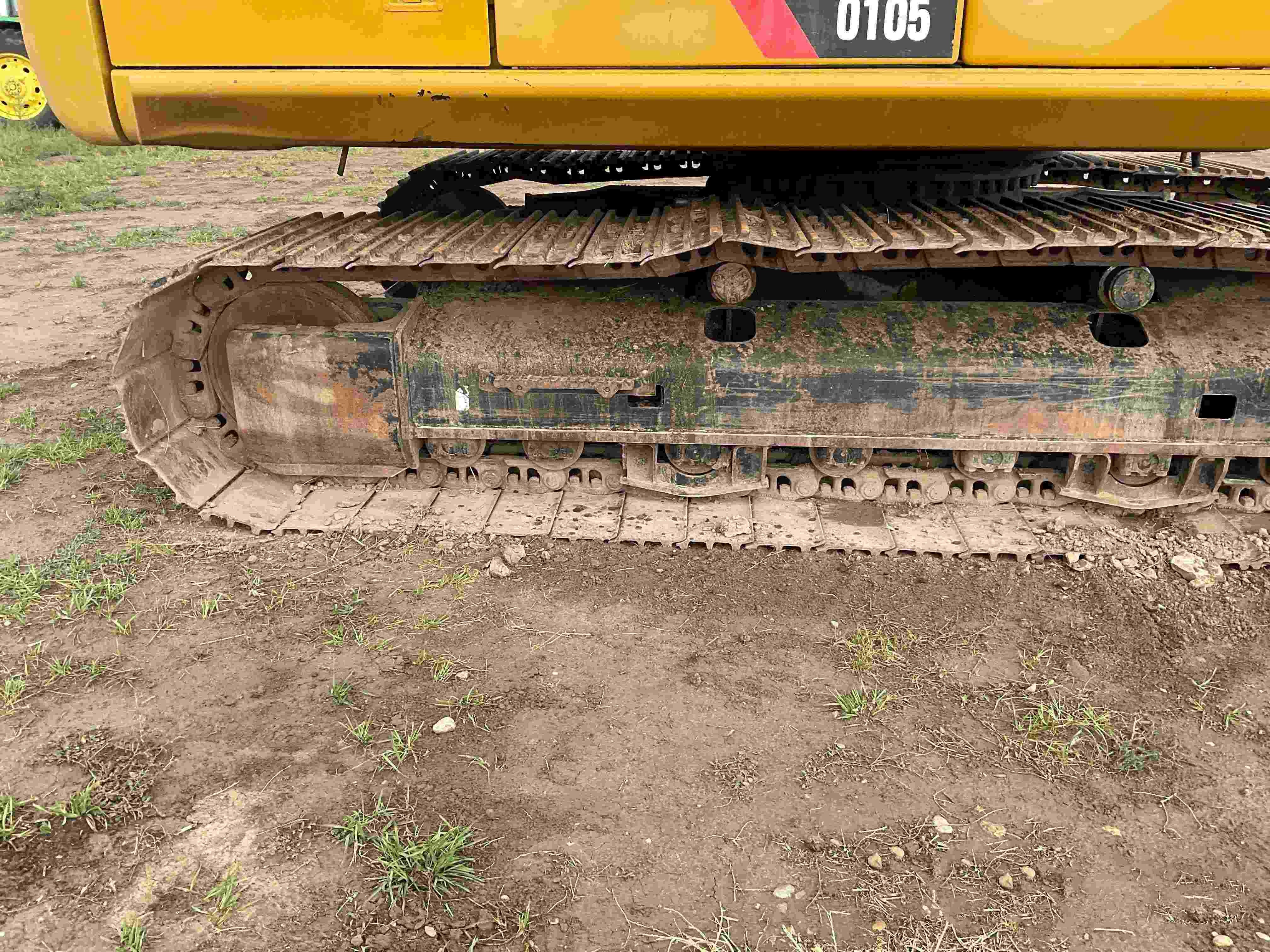 gallery 2017 Caterpillar 320FL Excavator