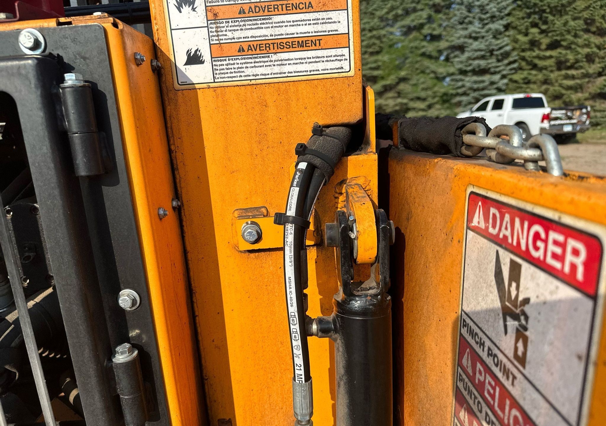 gallery 2018 LeeBoy 8500D paver