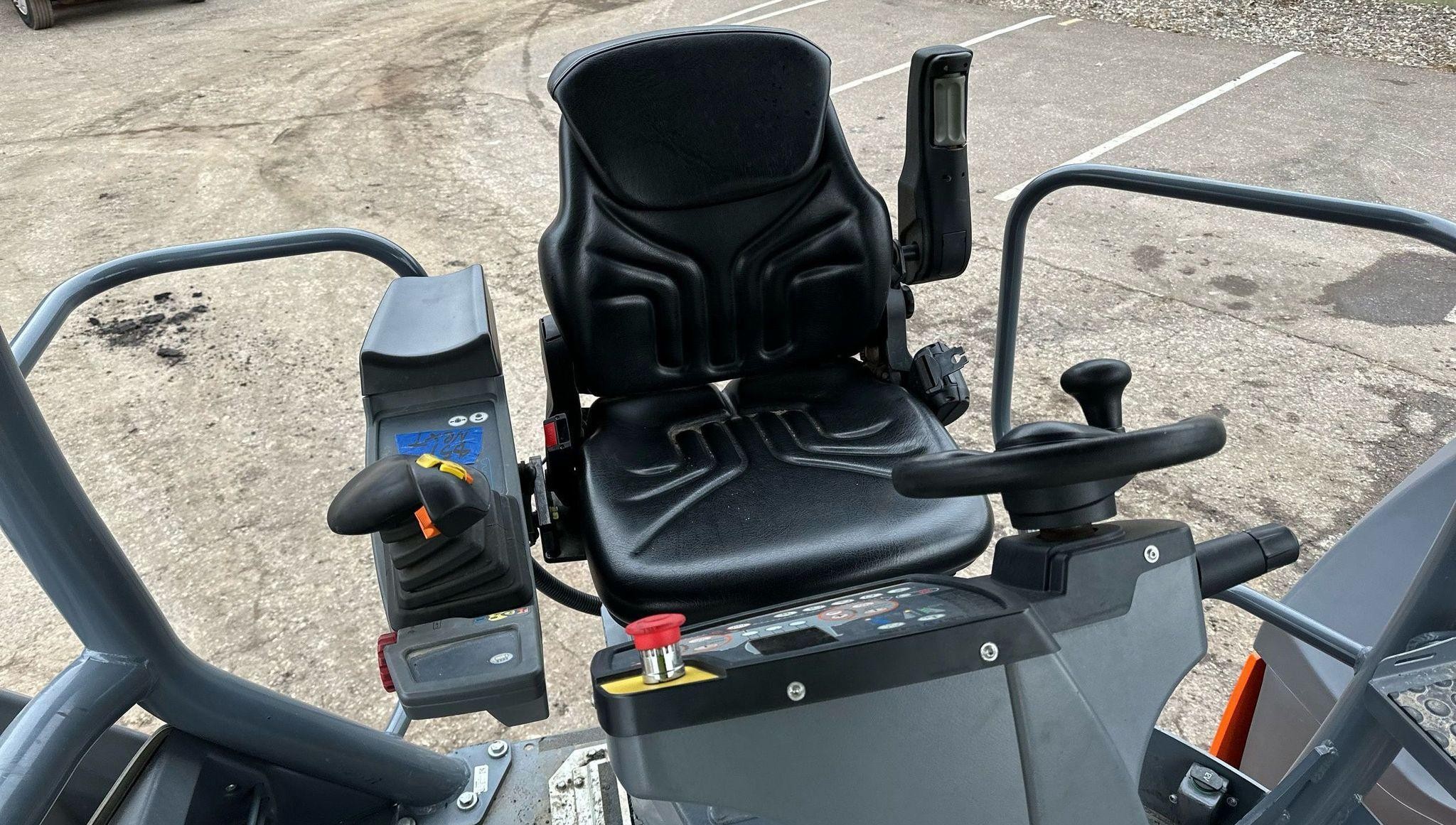 gallery 2021 Hamm HD 140i double drum vibratory roller