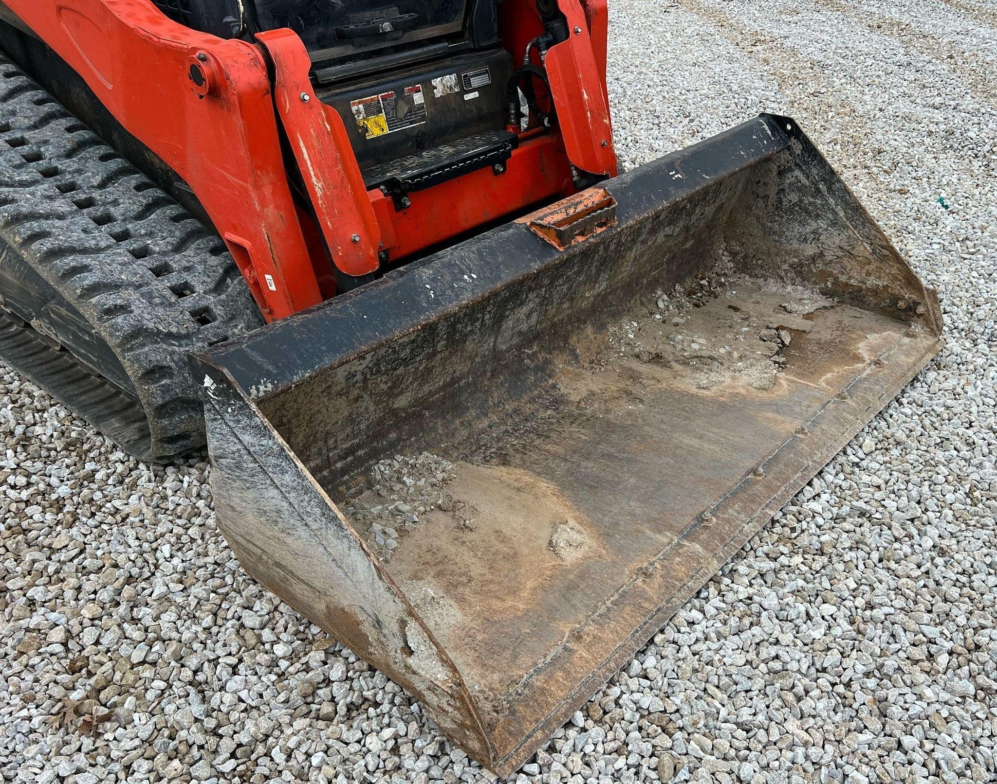gallery 2019 Kubota SVL95-2S tracked skid steer loader