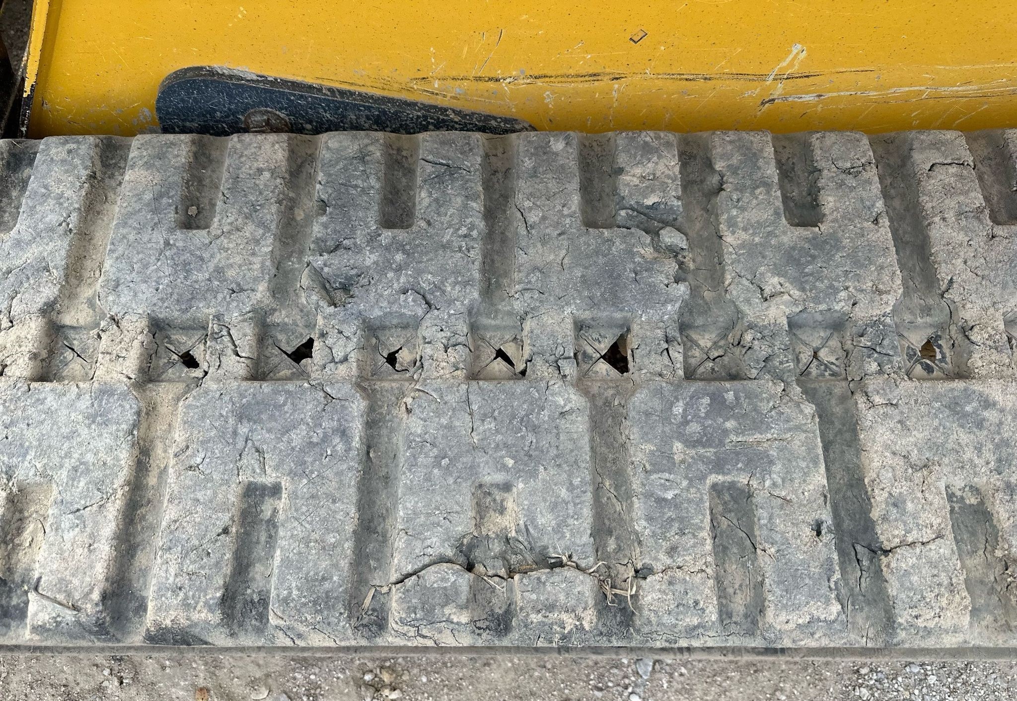 gallery 2019 John Deere 333G tracked skid steer loade