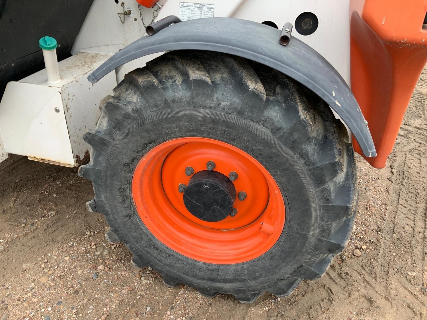 gallery 2010 Bobcat V723 4x4x4 Telehandler