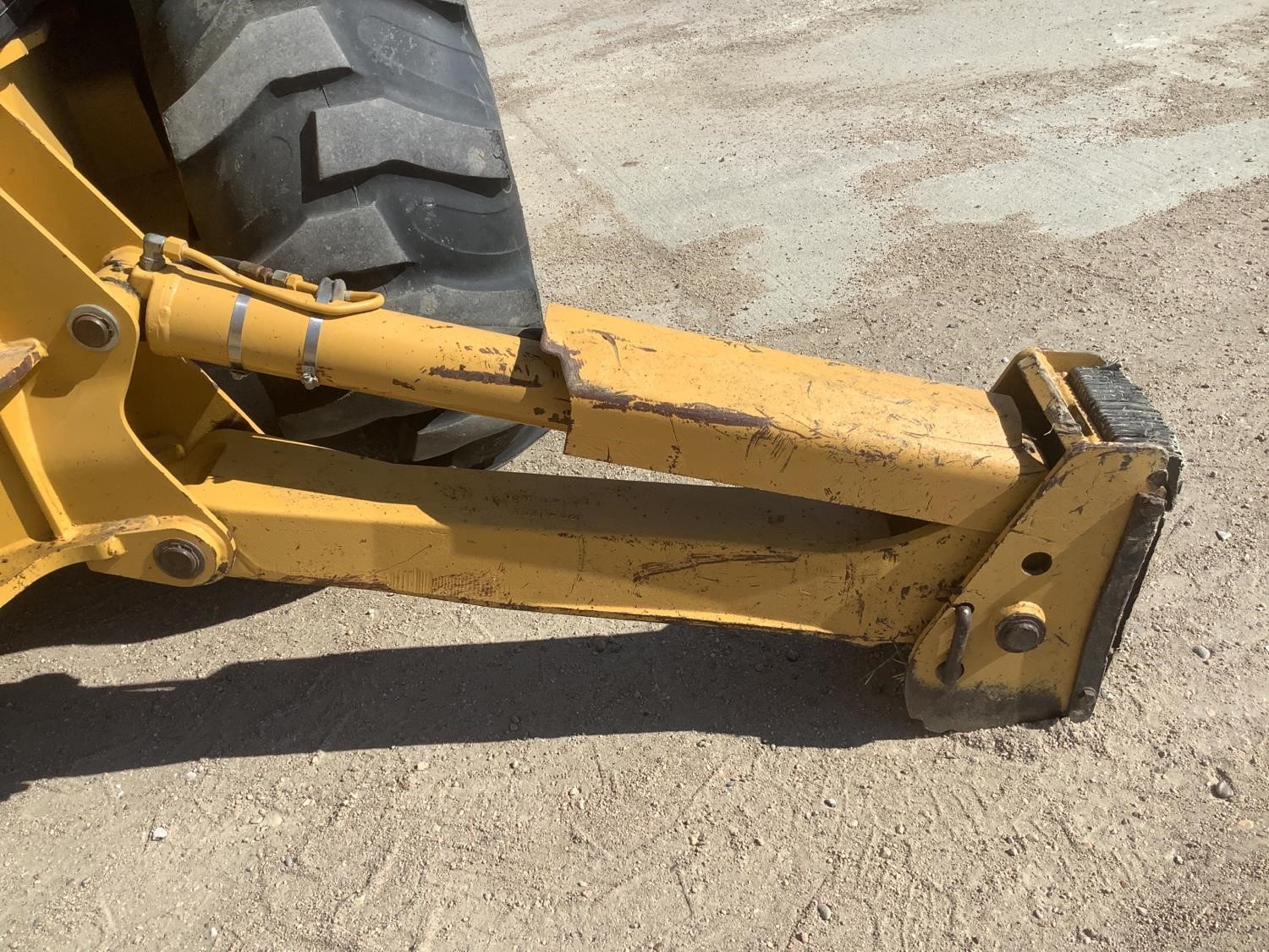 gallery 2005 Caterpillar 420D 4x4 Loader Backhoe W4-IN-1 Bucket & Extend