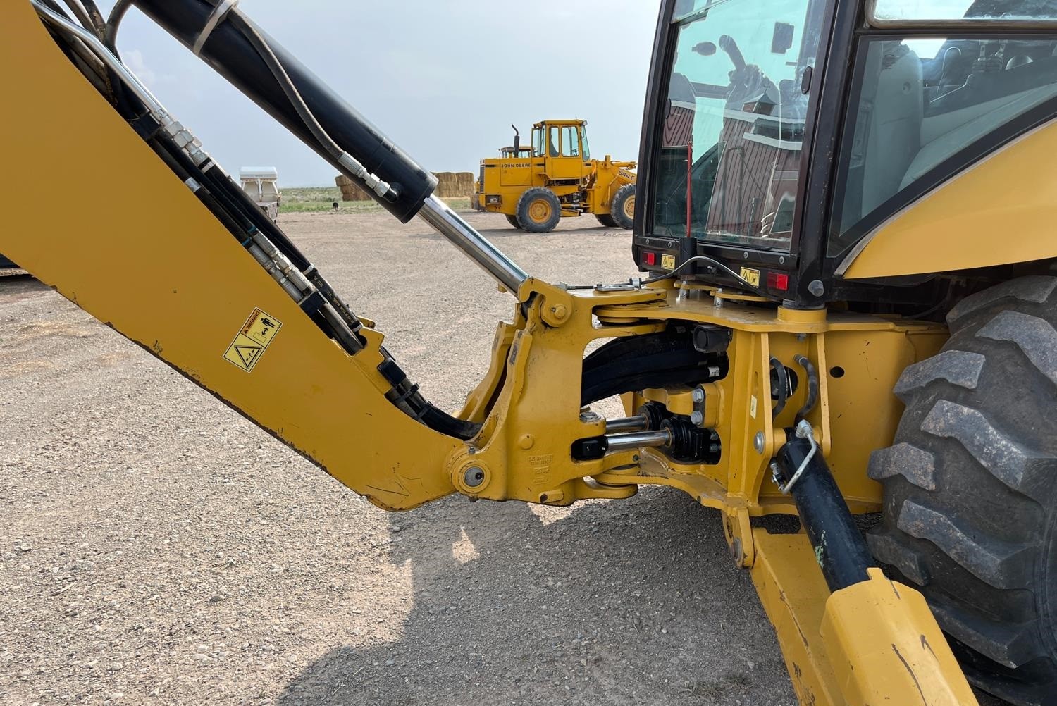 gallery 2015 Caterpillar 430F IT 4x4 Loader Backhoe