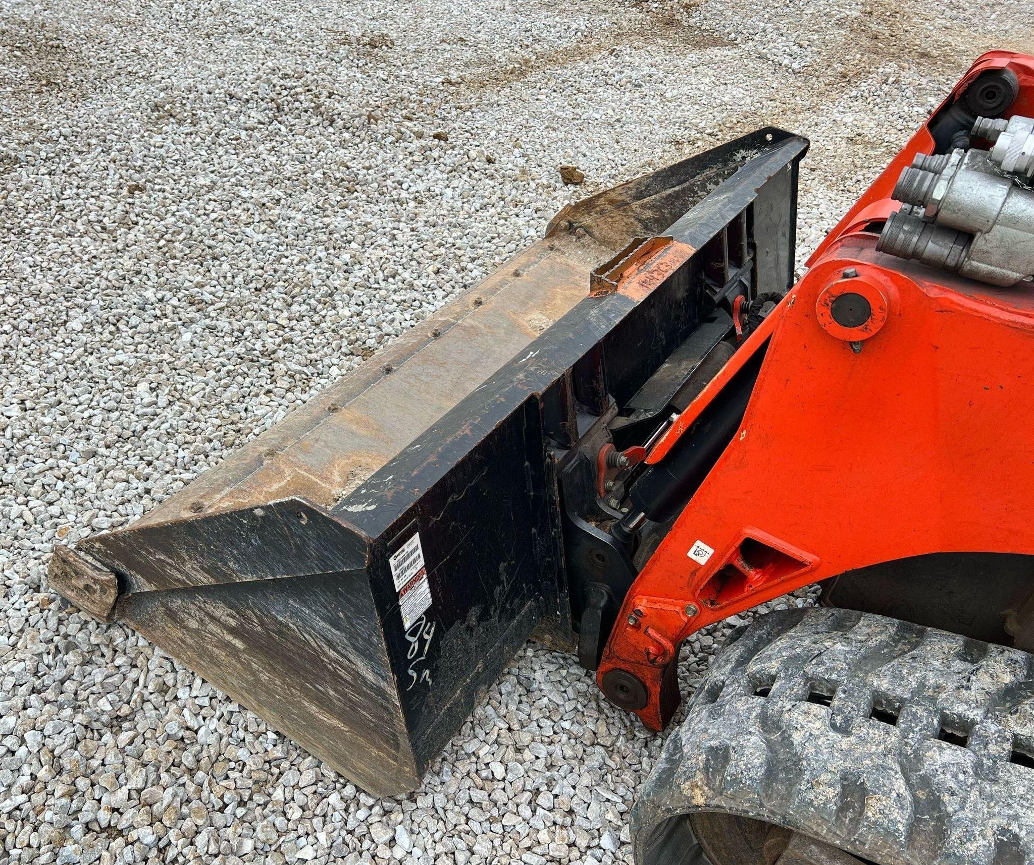gallery 2019 Kubota SVL95-2S tracked skid steer loader