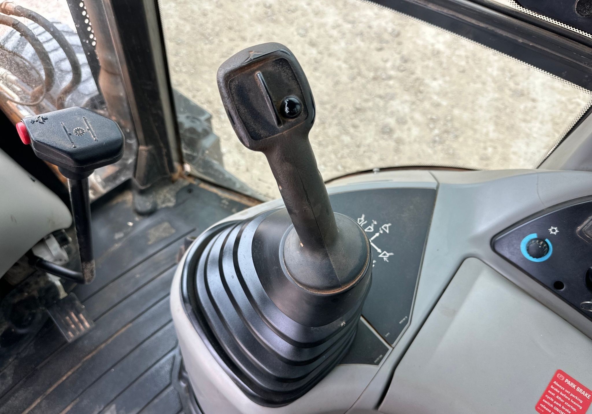 gallery 2019 Case 580 Super N backhoe