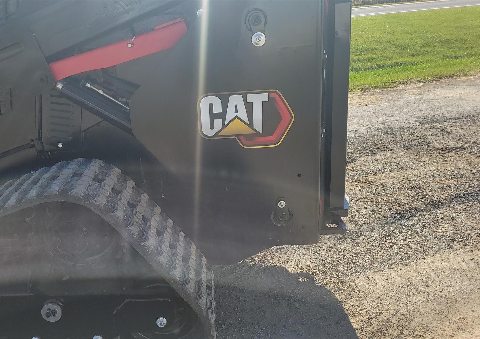 gallery 2017 CATERPILLAR 299D2 Skid Steer