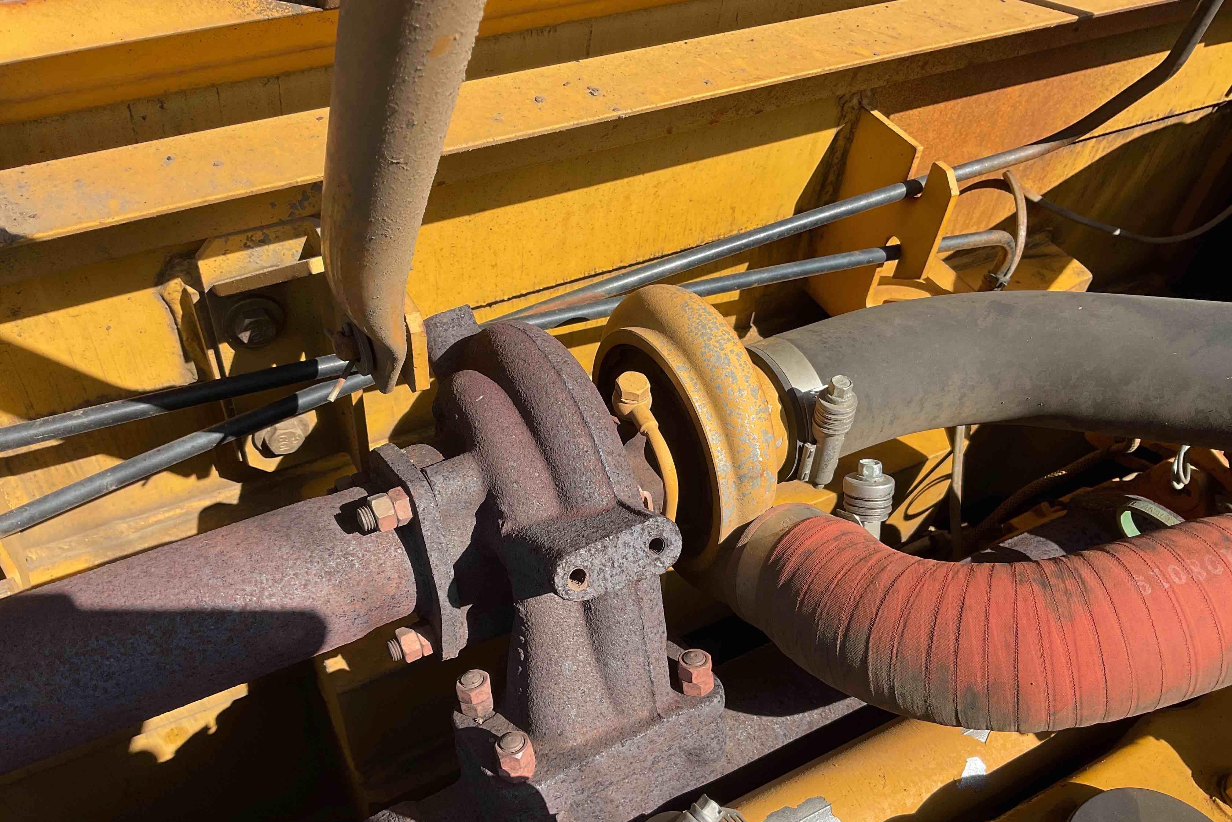 gallery 2004 Caterpillar 320CLU Excavator