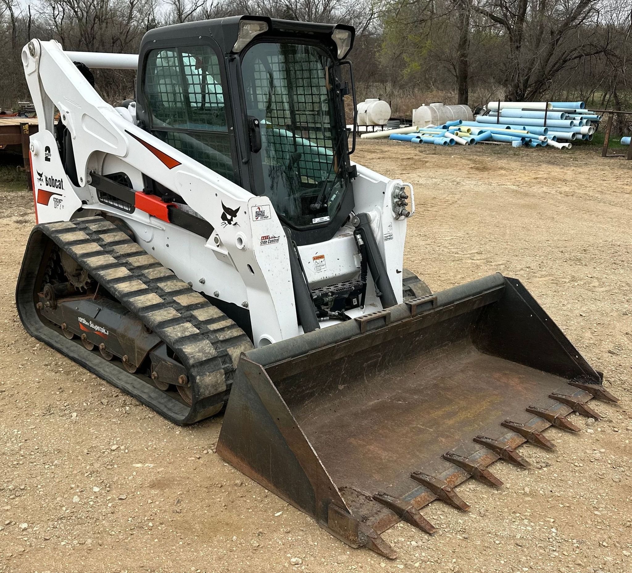 gallery 2020 Bobcat T870 tracked skid steer loader